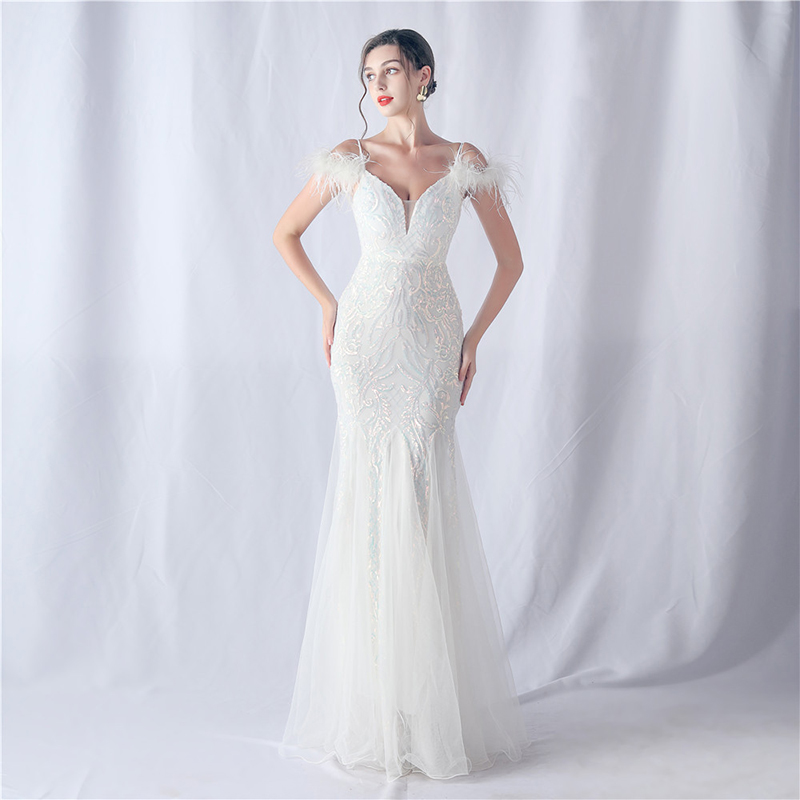 Briar Cosplay Prop - Vrouwen sexy spaghetti v-hals backless lovertjes